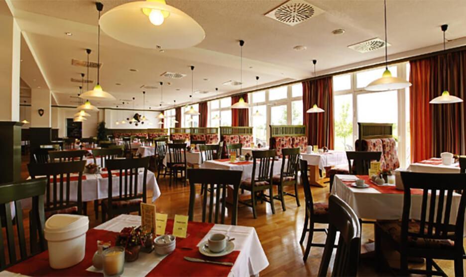 Landsitz Hotel Templin Exteriör bild