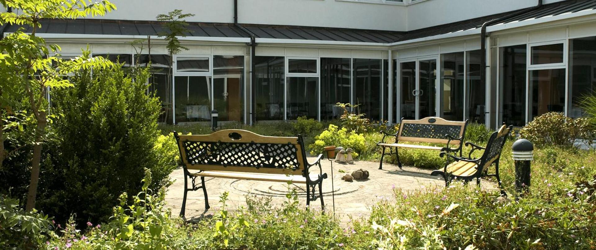 Landsitz Hotel Templin Exteriör bild